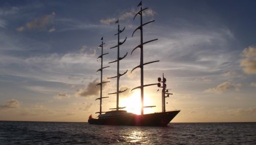 maltese-falcon.jpg